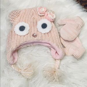 Hat and mitten set